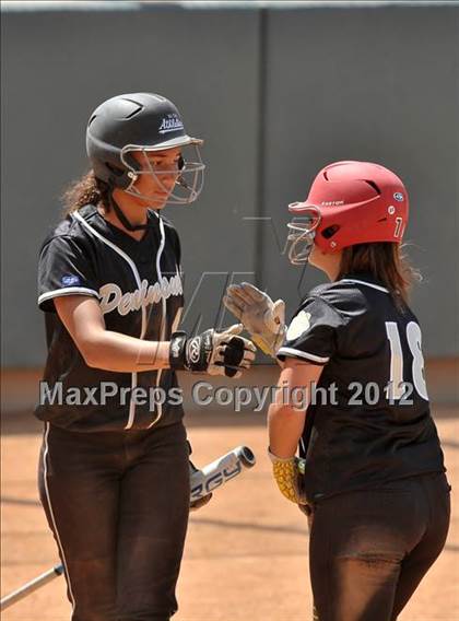 Thumbnail 2 in El Modena vs. Palos Verdes Peninsula (Woodbridge Tournament) photogallery.