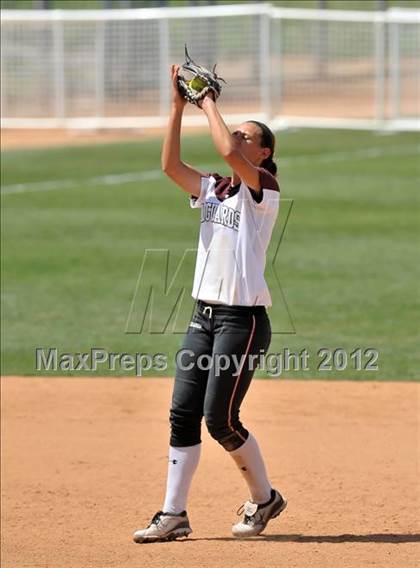 Thumbnail 2 in El Modena vs. Palos Verdes Peninsula (Woodbridge Tournament) photogallery.