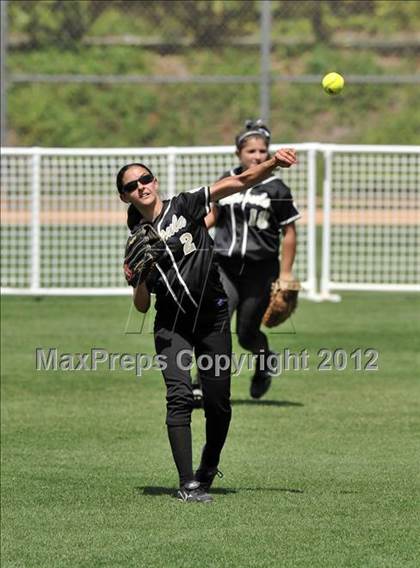 Thumbnail 2 in El Modena vs. Palos Verdes Peninsula (Woodbridge Tournament) photogallery.