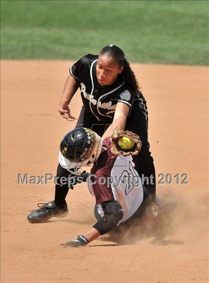 Thumbnail 3 in El Modena vs. Palos Verdes Peninsula (Woodbridge Tournament) photogallery.