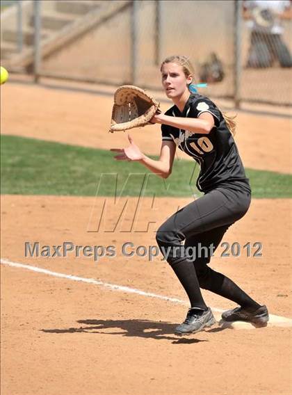 Thumbnail 1 in El Modena vs. Palos Verdes Peninsula (Woodbridge Tournament) photogallery.