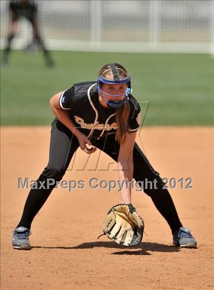 Thumbnail 2 in El Modena vs. Palos Verdes Peninsula (Woodbridge Tournament) photogallery.
