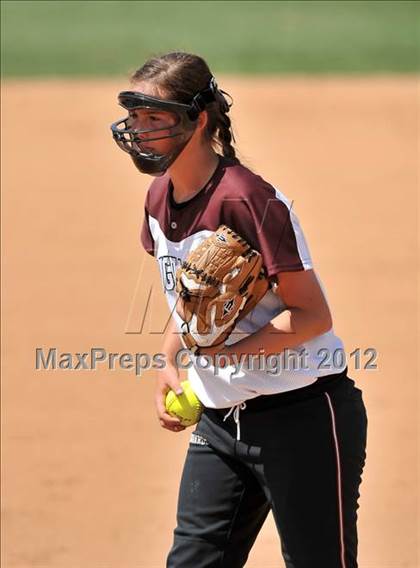 Thumbnail 3 in El Modena vs. Palos Verdes Peninsula (Woodbridge Tournament) photogallery.