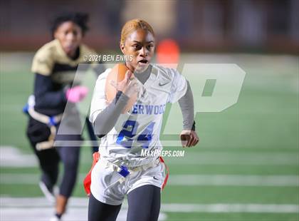 Thumbnail 3 in McDonough vs Riverwood (GHSA D2 5A/6A Quarterfinal Playoff) photogallery.