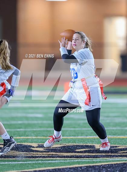 Thumbnail 3 in McDonough vs Riverwood (GHSA D2 5A/6A Quarterfinal Playoff) photogallery.
