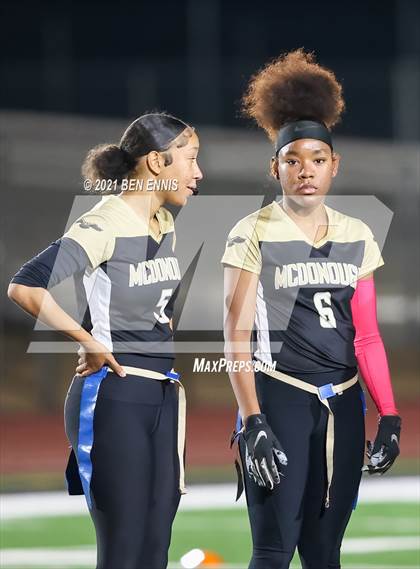 Thumbnail 2 in McDonough vs Riverwood (GHSA D2 5A/6A Quarterfinal Playoff) photogallery.