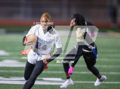 Thumbnail 3 in McDonough vs Riverwood (GHSA D2 5A/6A Quarterfinal Playoff) photogallery.