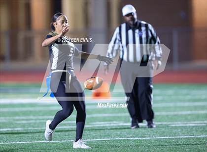 Thumbnail 3 in McDonough vs Riverwood (GHSA D2 5A/6A Quarterfinal Playoff) photogallery.