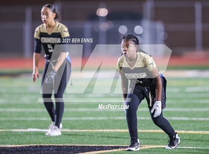 Thumbnail 2 in McDonough vs Riverwood (GHSA D2 5A/6A Quarterfinal Playoff) photogallery.