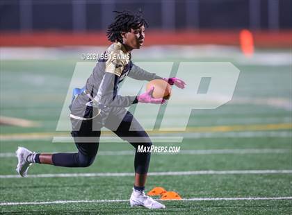 Thumbnail 1 in McDonough vs Riverwood (GHSA D2 5A/6A Quarterfinal Playoff) photogallery.