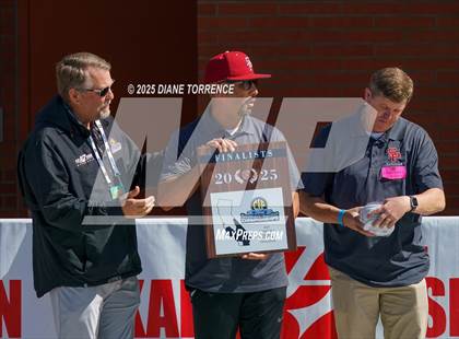Thumbnail 1 in Santa Paula vs El Dorado (CIF-SS Div 5 Final) photogallery.