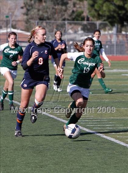 Thumbnail 1 in Chaminade vs Canyon (Hart Showcase) photogallery.