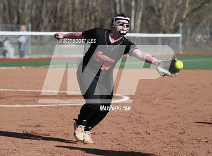 Thumbnail 2 in Amanda-Clearcreek vs Logan (Scrimmage) photogallery.
