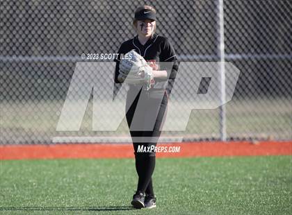 Thumbnail 2 in Amanda-Clearcreek vs Logan (Scrimmage) photogallery.