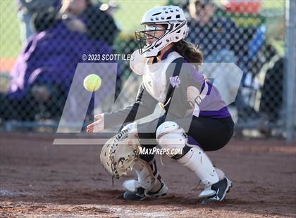Thumbnail 1 in Amanda-Clearcreek vs Logan (Scrimmage) photogallery.