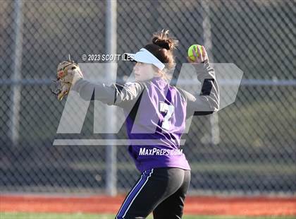 Thumbnail 1 in Amanda-Clearcreek vs Logan (Scrimmage) photogallery.