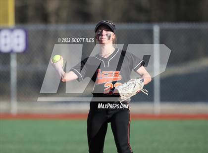 Thumbnail 2 in Amanda-Clearcreek vs Logan (Scrimmage) photogallery.