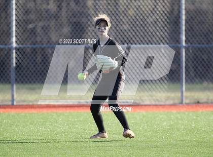 Thumbnail 1 in Amanda-Clearcreek vs Logan (Scrimmage) photogallery.