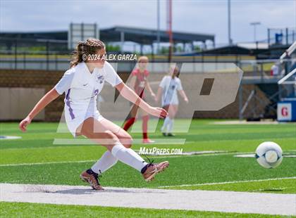 Thumbnail 2 in Salado vs. Boerne (UIL 4A Soccer Semifinals) photogallery.