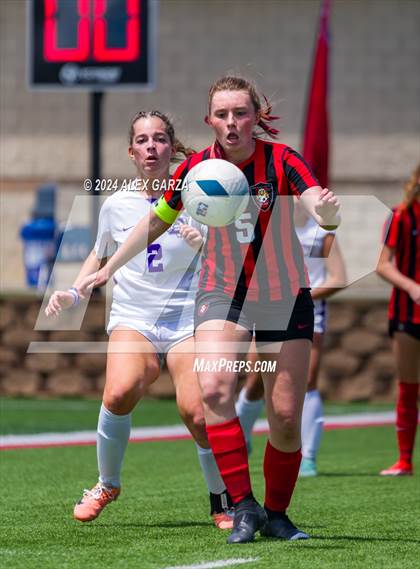 Thumbnail 2 in Salado vs. Boerne (UIL 4A Soccer Semifinals) photogallery.