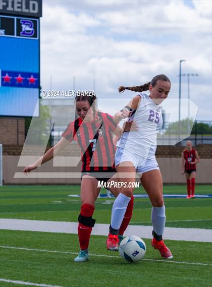 Thumbnail 3 in Salado vs. Boerne (UIL 4A Soccer Semifinals) photogallery.
