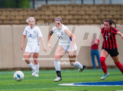 Thumbnail 2 in Salado vs. Boerne (UIL 4A Soccer Semifinals) photogallery.