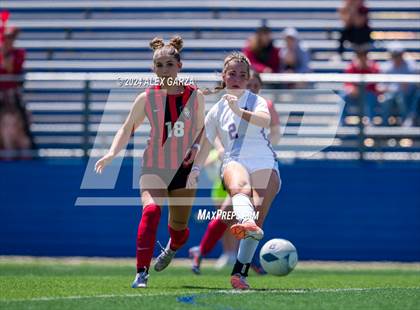 Thumbnail 3 in Salado vs. Boerne (UIL 4A Soccer Semifinals) photogallery.