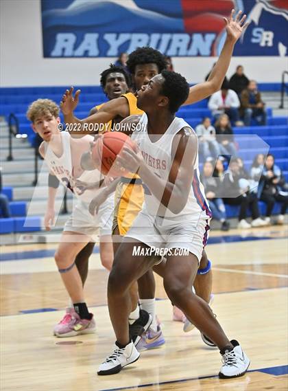 Thumbnail 3 in Fort Bend Elkins vs Midway (McDonald's Texas Invitational) photogallery.