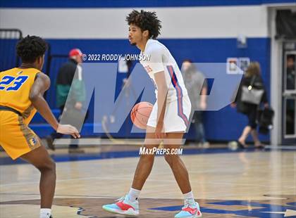 Thumbnail 3 in Fort Bend Elkins vs Midway (McDonald's Texas Invitational) photogallery.