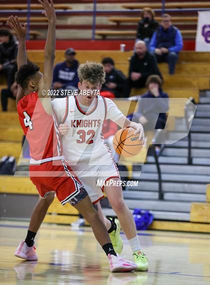 Thumbnail 3 in Fairview vs Rangeview (Cherry Creek High School) photogallery.