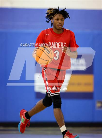 Thumbnail 2 in Fairview vs Rangeview (Cherry Creek High School) photogallery.