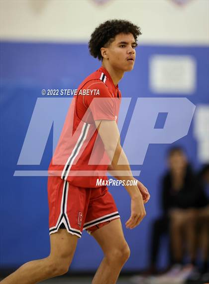 Thumbnail 2 in Fairview vs Rangeview (Cherry Creek High School) photogallery.