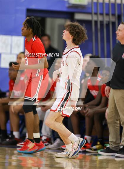 Thumbnail 2 in Fairview vs Rangeview (Cherry Creek High School) photogallery.