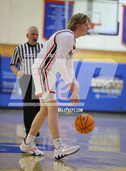 Thumbnail 3 in Fairview vs Rangeview (Cherry Creek High School) photogallery.