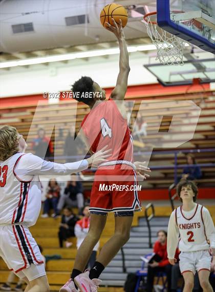 Thumbnail 3 in Fairview vs Rangeview (Cherry Creek High School) photogallery.