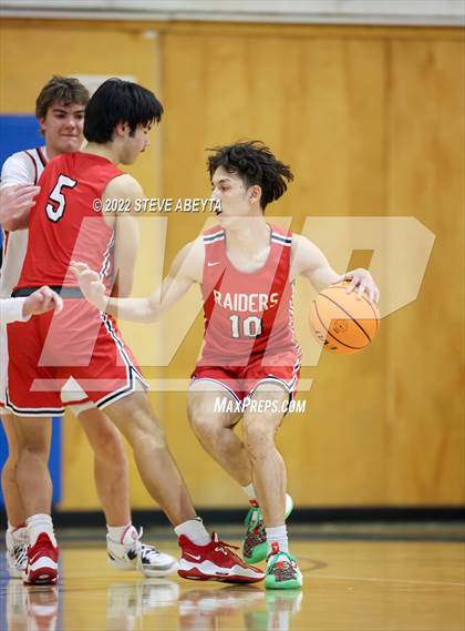 Thumbnail 2 in Fairview vs Rangeview (Cherry Creek High School) photogallery.