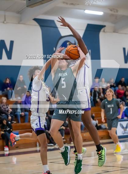 Thumbnail 2 in Helix vs Sant Augustine (Regional Rumble Tournament - Madison) photogallery.