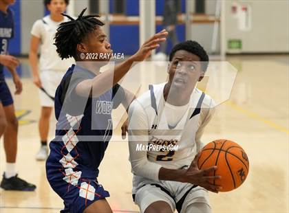 Thumbnail 2 in Cosumnes Oaks @ Inderkum photogallery.