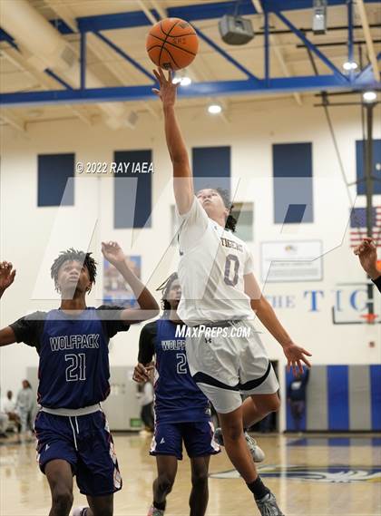 Thumbnail 2 in Cosumnes Oaks @ Inderkum photogallery.