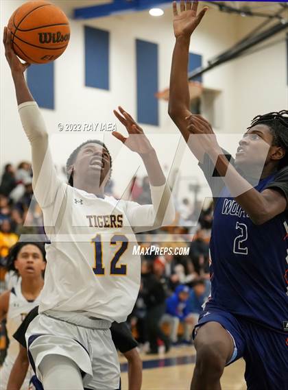 Thumbnail 3 in Cosumnes Oaks @ Inderkum photogallery.