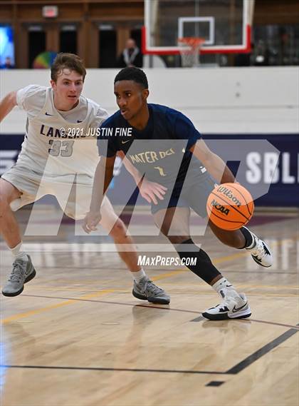 Thumbnail 3 in Carlsbad vs. Mater Dei Catholic (Torrey Pines Holiday Classic) photogallery.