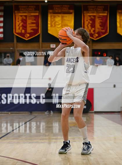 Thumbnail 1 in Carlsbad vs. Mater Dei Catholic (Torrey Pines Holiday Classic) photogallery.