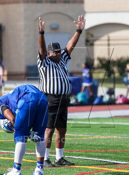 Thumbnail 1 in Bishop O'Connell vs. St. John's photogallery.