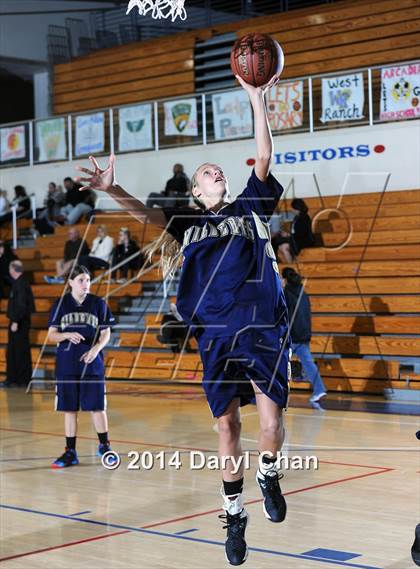 Thumbnail 2 in JV: South Hills vs West Ranch (San Gabriel Christmas Classic) photogallery.