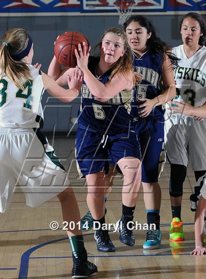 Thumbnail 3 in JV: South Hills vs West Ranch (San Gabriel Christmas Classic) photogallery.