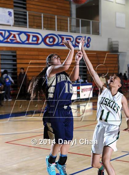 Thumbnail 3 in JV: South Hills vs West Ranch (San Gabriel Christmas Classic) photogallery.