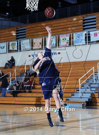 Thumbnail 2 in JV: South Hills vs West Ranch (San Gabriel Christmas Classic) photogallery.