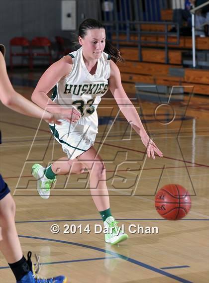 Thumbnail 3 in JV: South Hills vs West Ranch (San Gabriel Christmas Classic) photogallery.