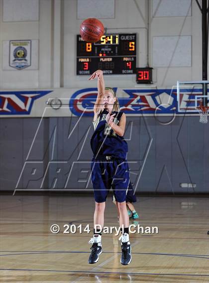 Thumbnail 2 in JV: South Hills vs West Ranch (San Gabriel Christmas Classic) photogallery.