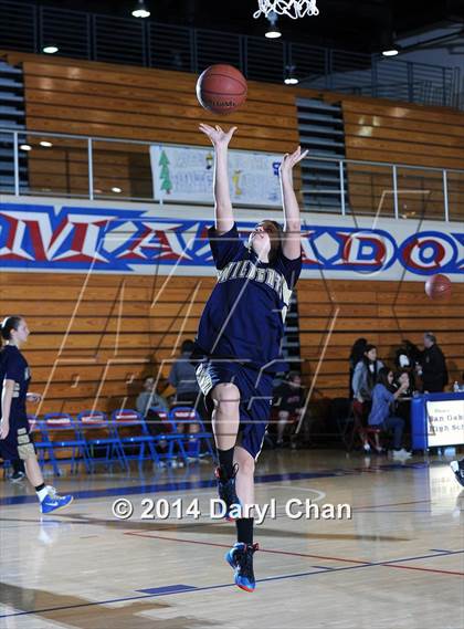 Thumbnail 2 in JV: South Hills vs West Ranch (San Gabriel Christmas Classic) photogallery.